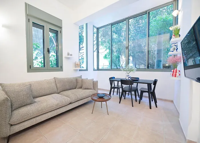 Beauty 3Br In Shenkin By Holyguest